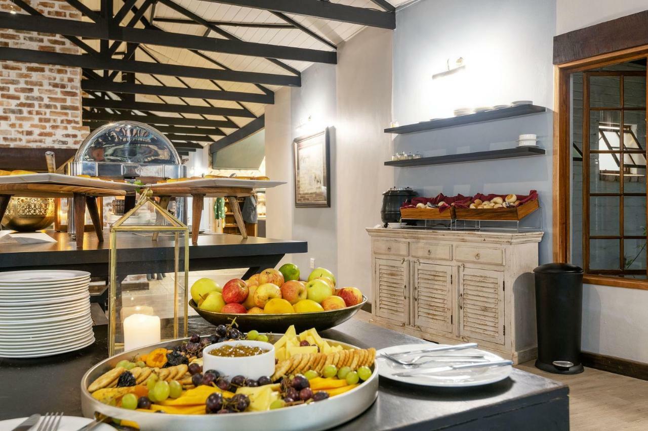 Gondwana Etosha Safari Lodge 오카우쿠에요 외부 사진