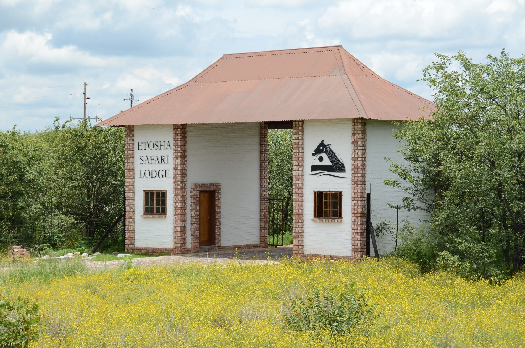 Gondwana Etosha Safari Lodge 오카우쿠에요 외부 사진